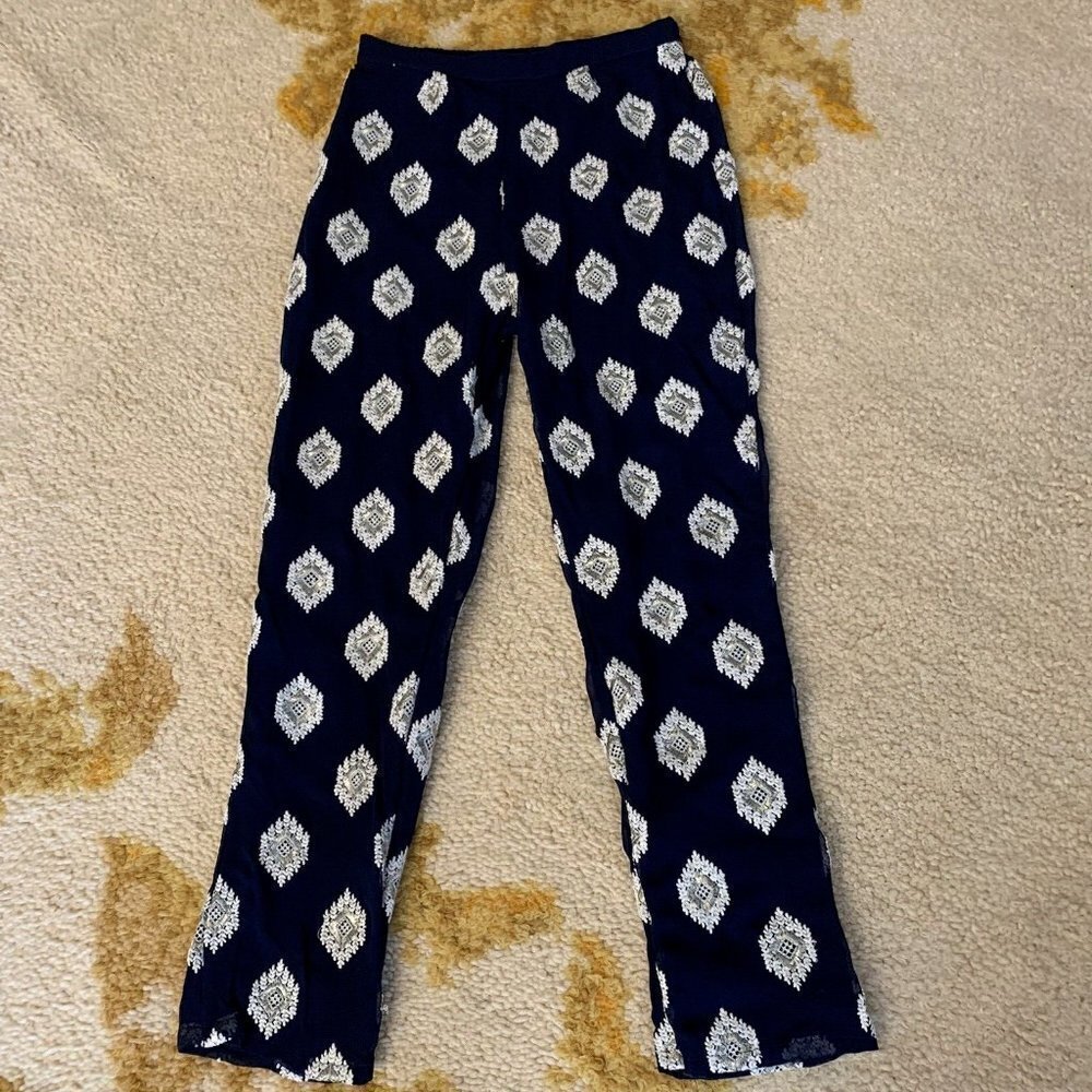 Unbranded. Sz M. Gorgeous Metallic Embroidered Chiffon Lined Dressy Pants. B66
